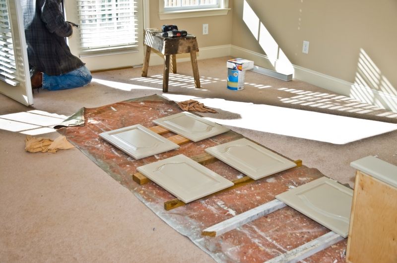 Kitchen Cupboards Refinishing